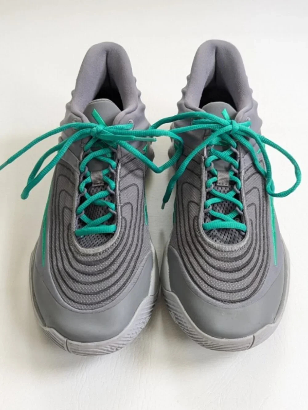 Nike Giannis Immortality 4 Size 9.5 Basketball Shoes Grey Green